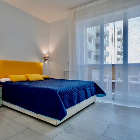 Kalbia Apartment Or Rooms Renovated, Functional, Intimate And More 卡利亚里 外观 照片