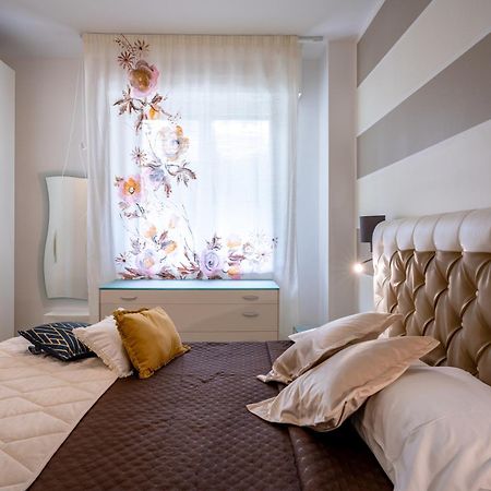 Kalbia Apartment Or Rooms Renovated, Functional, Intimate And More 卡利亚里 外观 照片