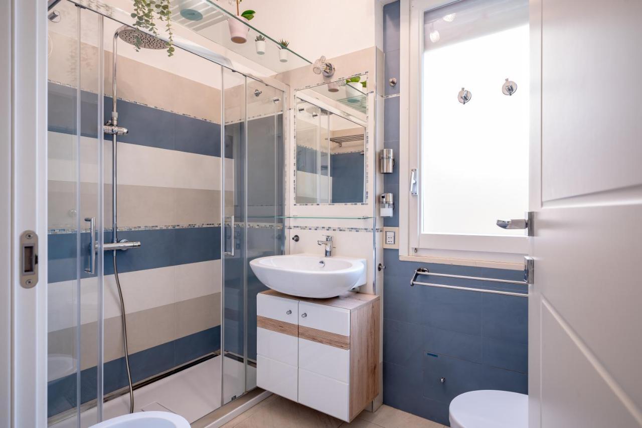 Kalbia Apartment Or Rooms Renovated, Functional, Intimate And More 卡利亚里 外观 照片