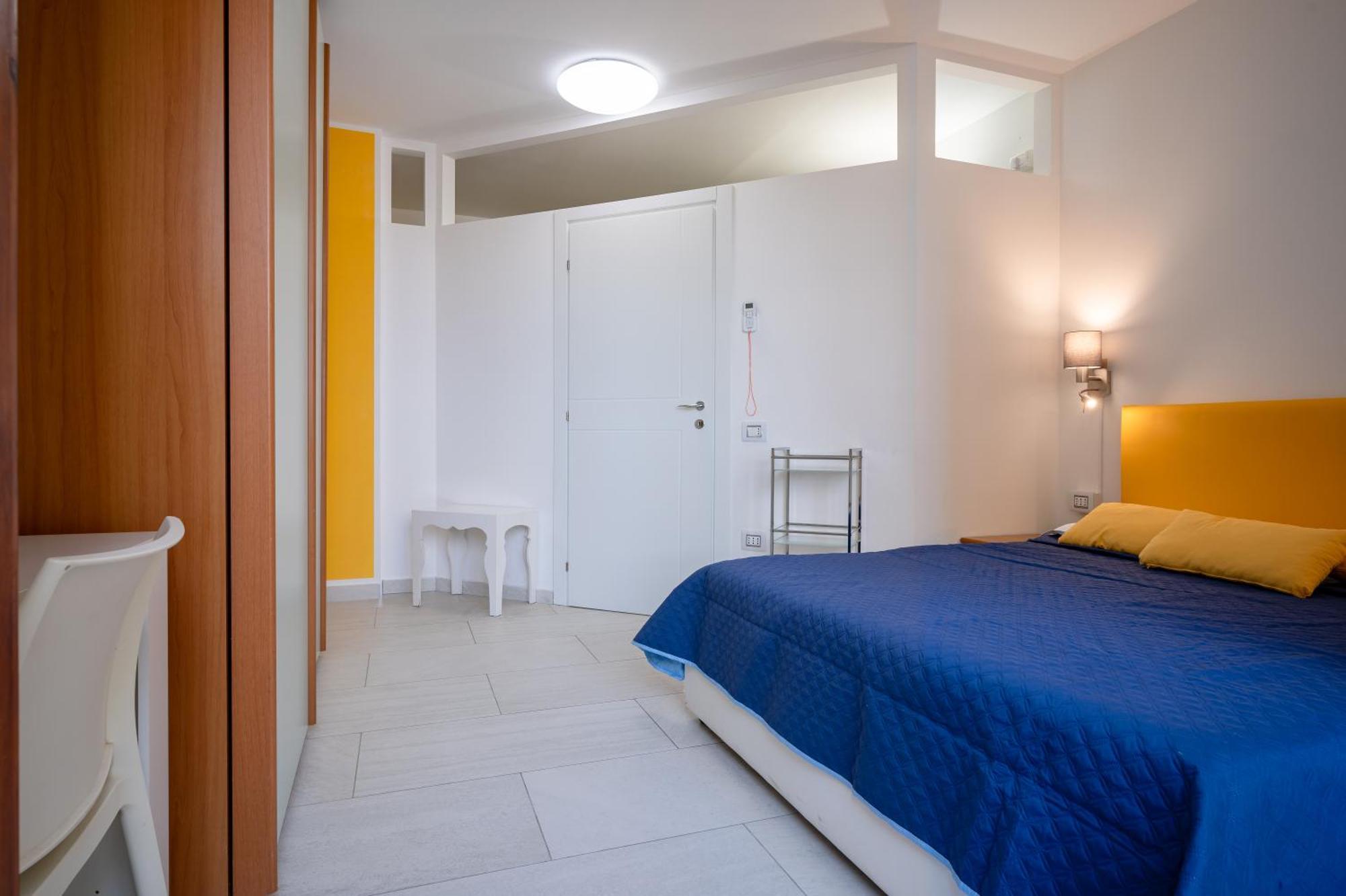 Kalbia Apartment Or Rooms Renovated, Functional, Intimate And More 卡利亚里 外观 照片