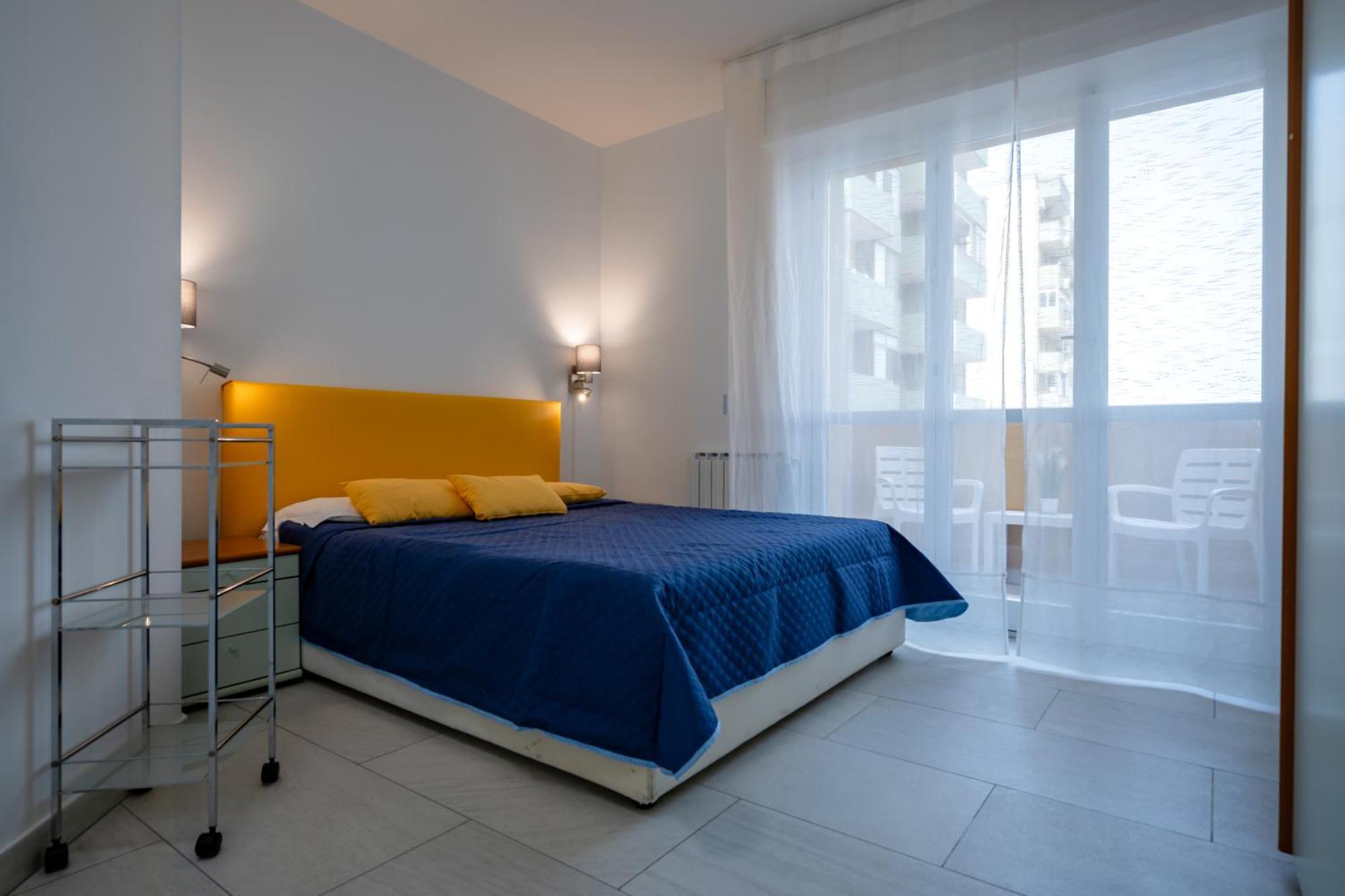 Kalbia Apartment Or Rooms Renovated, Functional, Intimate And More 卡利亚里 外观 照片