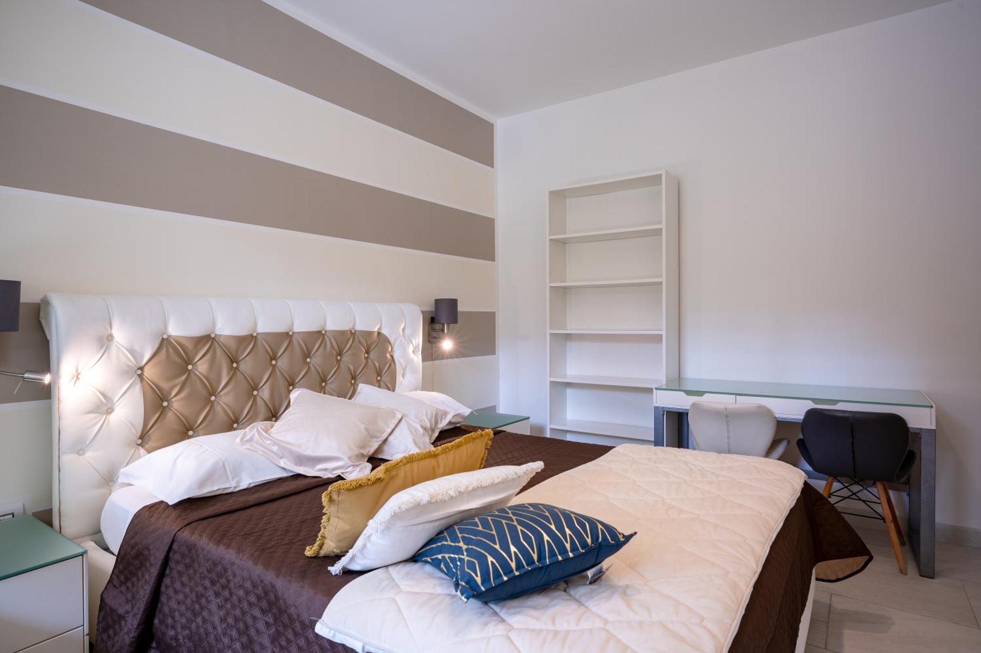 Kalbia Apartment Or Rooms Renovated, Functional, Intimate And More 卡利亚里 外观 照片